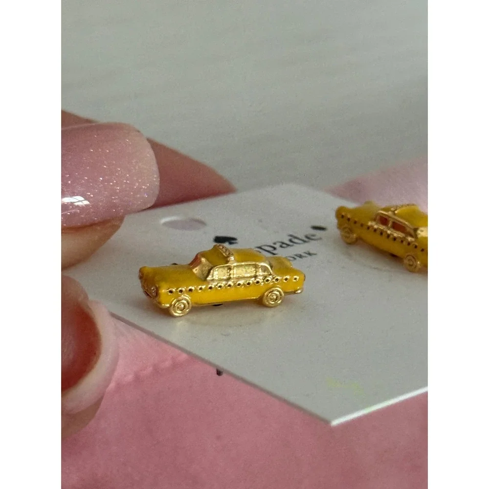 Kate Spade New York Yellow Taxi Cab Stud Earrings Gold Tone Enamel NYC Novelty